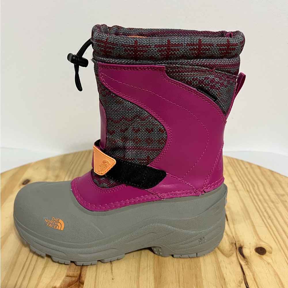 THE NORTH FACE